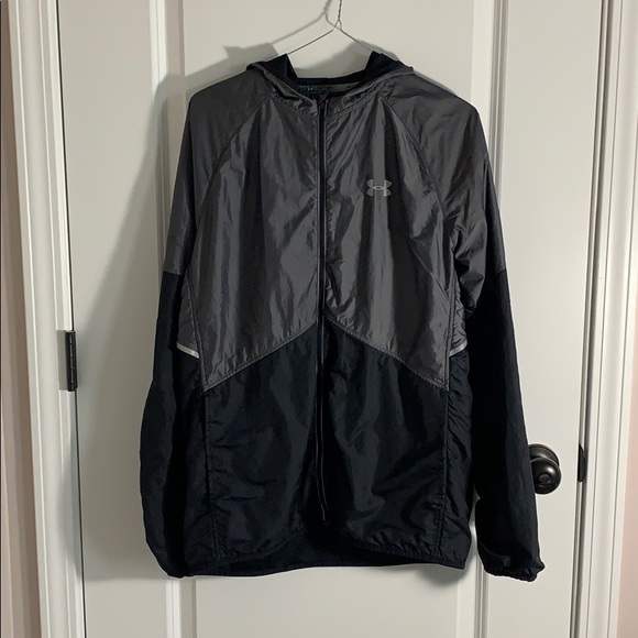 Under Armour Lightweight Jacket - Picture 1 of 3